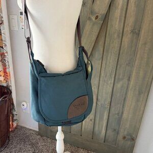 Overland Equipment Donner Crossbody Shoulder Messenger Bag Travel Hiking Purse